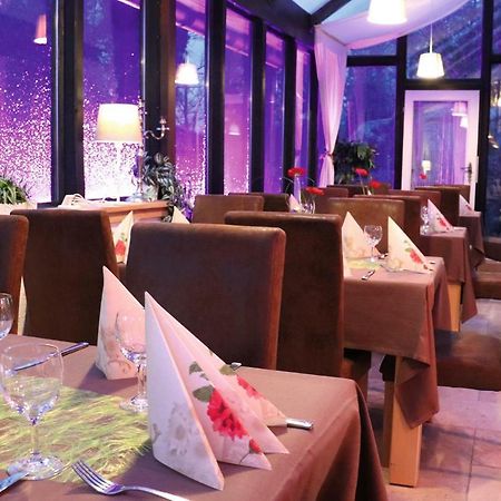 Hotel Feldmaus Olzheim エクステリア 写真