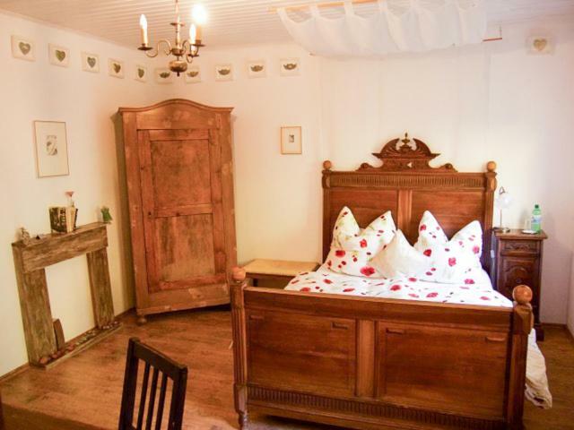 Hotel Feldmaus Olzheim エクステリア 写真