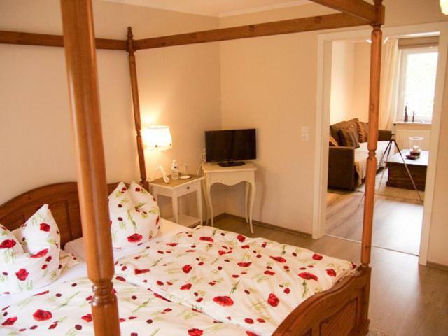 Hotel Feldmaus Olzheim エクステリア 写真