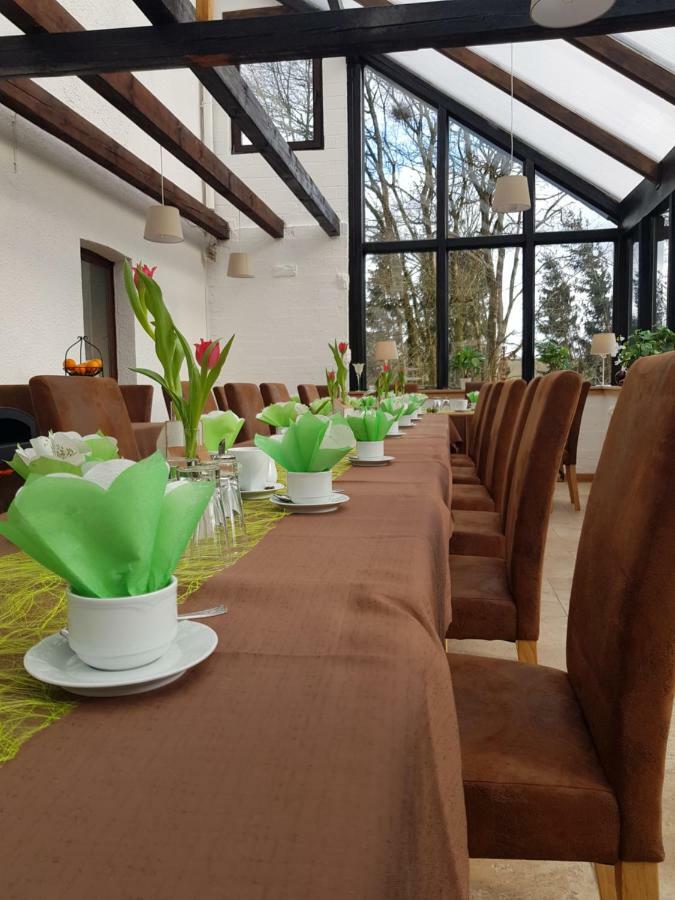 Hotel Feldmaus Olzheim エクステリア 写真