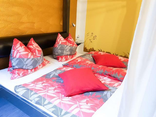 Hotel Feldmaus Olzheim エクステリア 写真