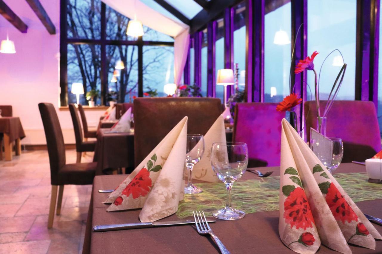 Hotel Feldmaus Olzheim エクステリア 写真
